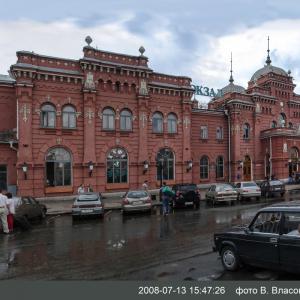 Железнодорожный вокзал «Казань-Пассажирская». Июль 2008 г. Фото: Владимир Власов.