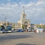 Привокзальная площадь и железнодорожный вокзал «Волгоград-1». Октябрь 2013 г. Фото: А. Востриков.