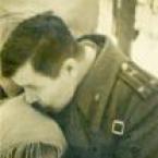 Командир полка Репкин И. Е., вручение Гвардейского знамени полка. Январь 1944 года.