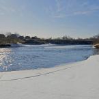 Река Кава, близ деревни Лясково, март 2014 г. Фото: Анатолий Максимов.