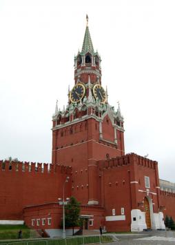 Спасская башня Московского Кремля. Июнь 2012 г. Фото: А. Востриков.