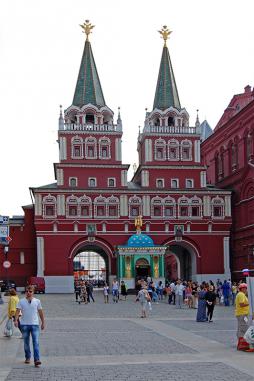 Воскресенские ворота, вид с Манежной площади. Август 2014 г. Фото: А. Востриков.